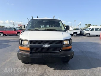 2008 Chevrolet Express 3500 Cargo Van 1WT 135.0" WB - miniatura 2