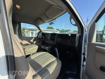 2008 Chevrolet Express 3500 Cargo Van 1WT 135.0" WB - miniatura 20