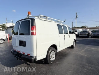 2008 Chevrolet Express 3500 Cargo Van 1WT 135.0" WB - miniatura 5