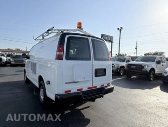 2008 Chevrolet Express 3500 Cargo Van 1WT 135.0" WB - miniatura 7