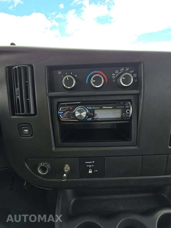 2008 Chevrolet Express 3500 Cutaway 1WT 10K GVWR DRW - miniatura 10