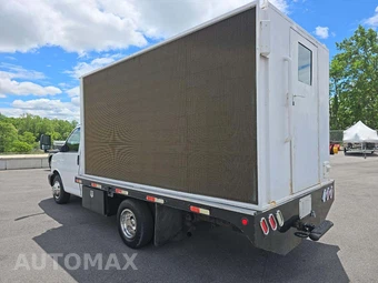 2008 Chevrolet Express 3500 Cutaway 1WT 10K GVWR DRW - miniatura 2