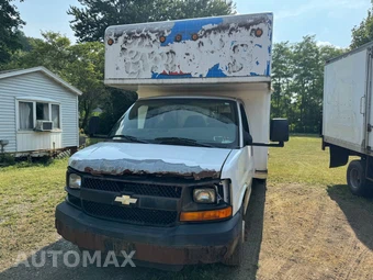 2008 Chevrolet Express 3500 Cutaway 1WT 12300 GVWR - car from the USA, Manheim Buy-Now listing at AUTOMAX