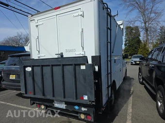 2008 Chevrolet Express 3500 Cutaway 1WT 8600 GVWR - miniatura 4