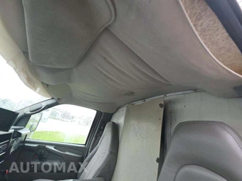 2008 Chevrolet Express 3500 Cutaway 1WT 9600 GVWR - miniatura 11
