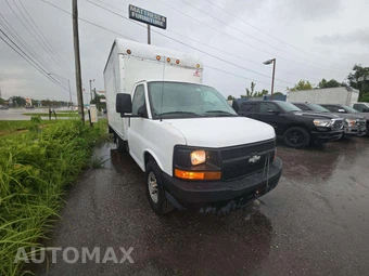 2008 Chevrolet Express 3500 Cutaway 1WT 9600 GVWR - miniatura 4