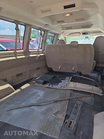 2008 Chevrolet Express 3500 Passenger Van 155.0" WB - miniatura 17
