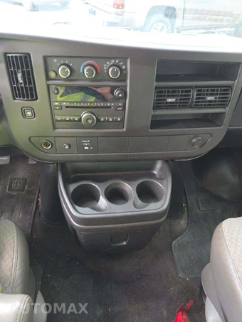 2008 Chevrolet Express 3500 Passenger Van 155.0" WB - miniatura 10