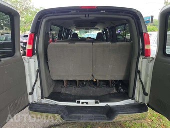 2008 Chevrolet Express 3500 Passenger Van 155.0" WB - miniatura 15