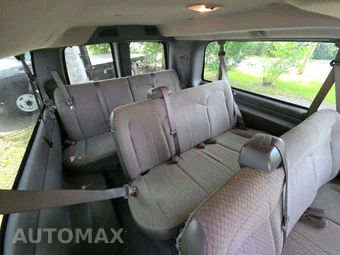 2008 Chevrolet Express 3500 Passenger Van 155.0" WB - miniatura 17