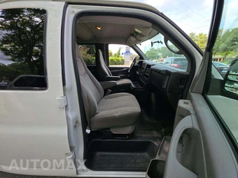 2008 Chevrolet Express 3500 Passenger Van 155.0" WB - miniatura 19