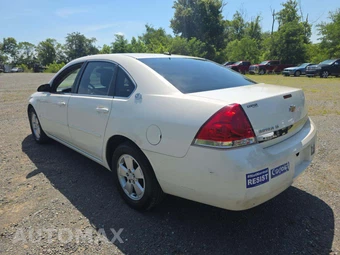 2008 Chevrolet Impala LT 1LT – miniatura 2
