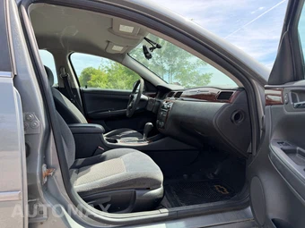 2008 Chevrolet Impala LT 1LT – miniatura 27