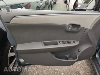 2008 Chevrolet Malibu LS 1FL – miniatura 9