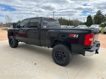 2008 Chevrolet Silverado 2500HD LT Crew Cab Medium Bed 1LT - miniatura 4