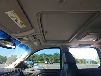 2008 Chevrolet Tahoe LTZ 1LZ - miniatura 18