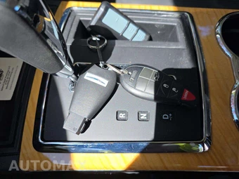 2008 Chrysler 300 Limited – miniatura 8