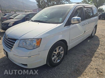 2008 Chrysler Town & Country Limited 121.2" WB