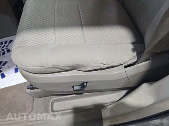 2008 Chrysler Town & Country Touring 121.2" WB – miniatura 22