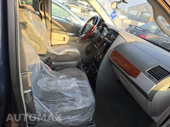 2008 Chrysler Town & Country Touring 121.2" WB – miniatura 14