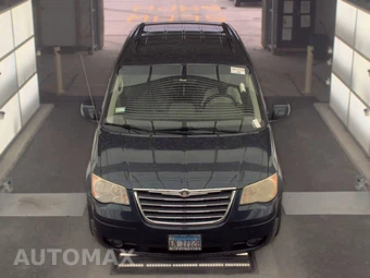 2008 Chrysler Town & Country Touring 121.2" WB – miniatura 2