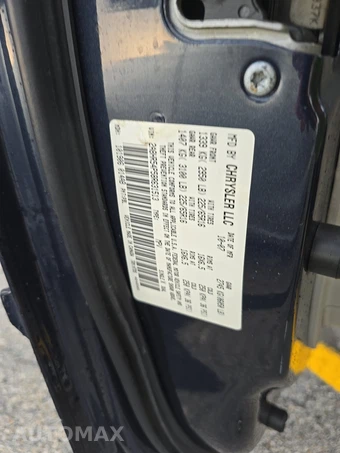 2008 Chrysler Town & Country Touring 121.2" WB – miniatura 22