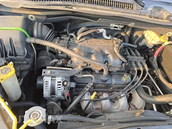 2008 Chrysler Town & Country Touring 121.2" WB – miniatura 23