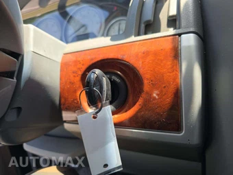 2008 Chrysler Town & Country Touring 121.2" WB – miniatura 8