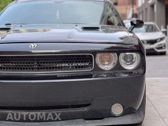 2008 Dodge Challenger SRT8 - miniatura 6