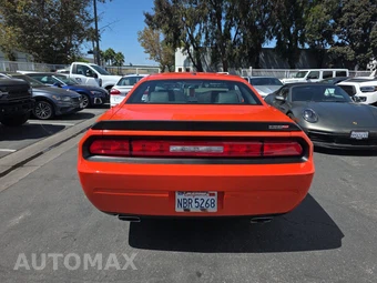 2008 Dodge Challenger SRT8 - miniatura 5