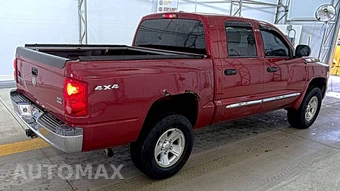 2008 Dodge Dakota Laramie Crew Cab Medium Bed – miniatura 4
