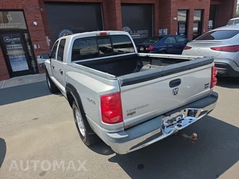 2008 Dodge Dakota Laramie Crew Cab Medium Bed – miniatura 6