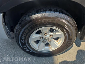 2008 Dodge Dakota Laramie Crew Cab Medium Bed – miniatura 8