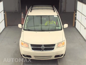 2008 Dodge Grand Caravan SXT Minivan 121.2" WB - miniatura 2