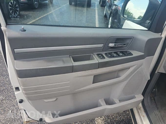 2008 Dodge Grand Caravan SXT Minivan 121.2" WB - miniatura 9