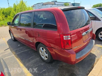 2008 Dodge Grand Caravan SXT Minivan 121.2" WB – miniatura 2
