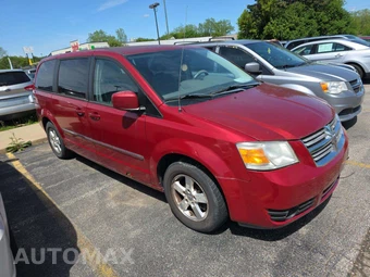2008 Dodge Grand Caravan SXT Minivan 121.2" WB – miniatura 4