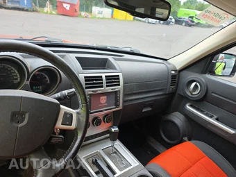2008 Dodge Nitro R/T – miniatura 11