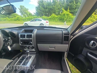 2008 Dodge Nitro SLT – miniatura 19