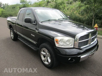 2008 Dodge Ram 1500 LARAMIE – miniatura 2