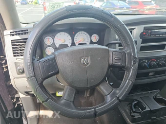 2008 Dodge Ram 1500 SLT Crew Cab Medium Bed - miniatura 10