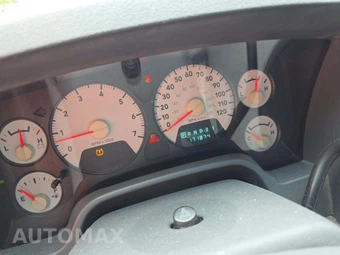 2008 Dodge Ram 1500 SLT Crew Cab Medium Bed - miniatura 9