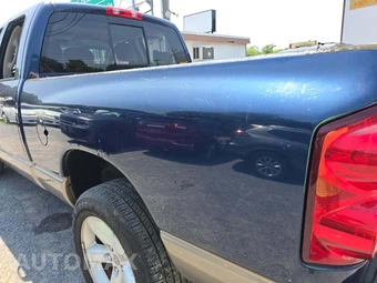 2008 Dodge Ram 1500 SLT Crew Cab Medium Bed – miniatura 27