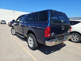 2008 Dodge Ram 1500 SLT Crew Cab Medium Bed – miniatura 2