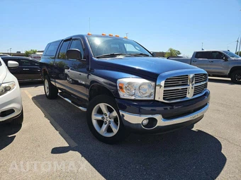 2008 Dodge Ram 1500 SLT Crew Cab Medium Bed – miniatura 4
