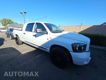 2008 Dodge Ram 1500 SLT Extended Crew Cab Medium Bed – miniatura 3