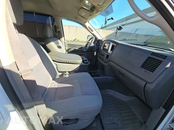 2008 Dodge Ram 1500 SLT Extended Crew Cab Medium Bed – miniatura 8