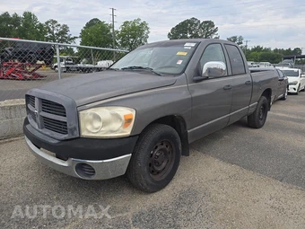 2008 Dodge Ram 1500 ST Crew Cab Medium Bed