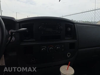 2008 Dodge Ram 1500 ST Crew Cab Medium Bed – miniatura 11