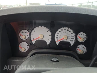 2008 Dodge Ram 1500 ST Crew Cab Medium Bed – miniatura 12